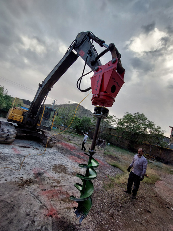 چاله کن هیدرولیکی عمق تا۳ متر قطر تا۱متر